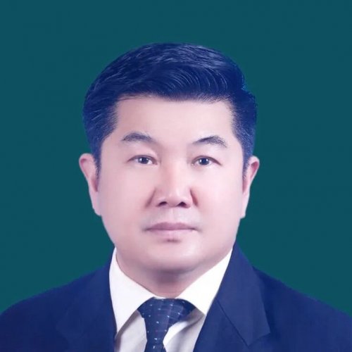 <strong>中国新汉画学派泰山华侨书画院院长荣任副主席</strong>